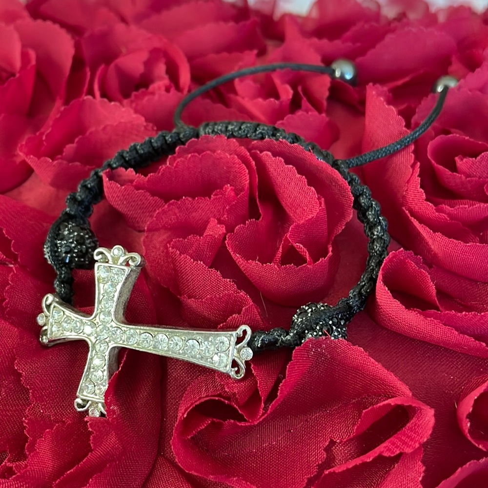 ❤️Rhinestone Cross on Black adjustable braided cord